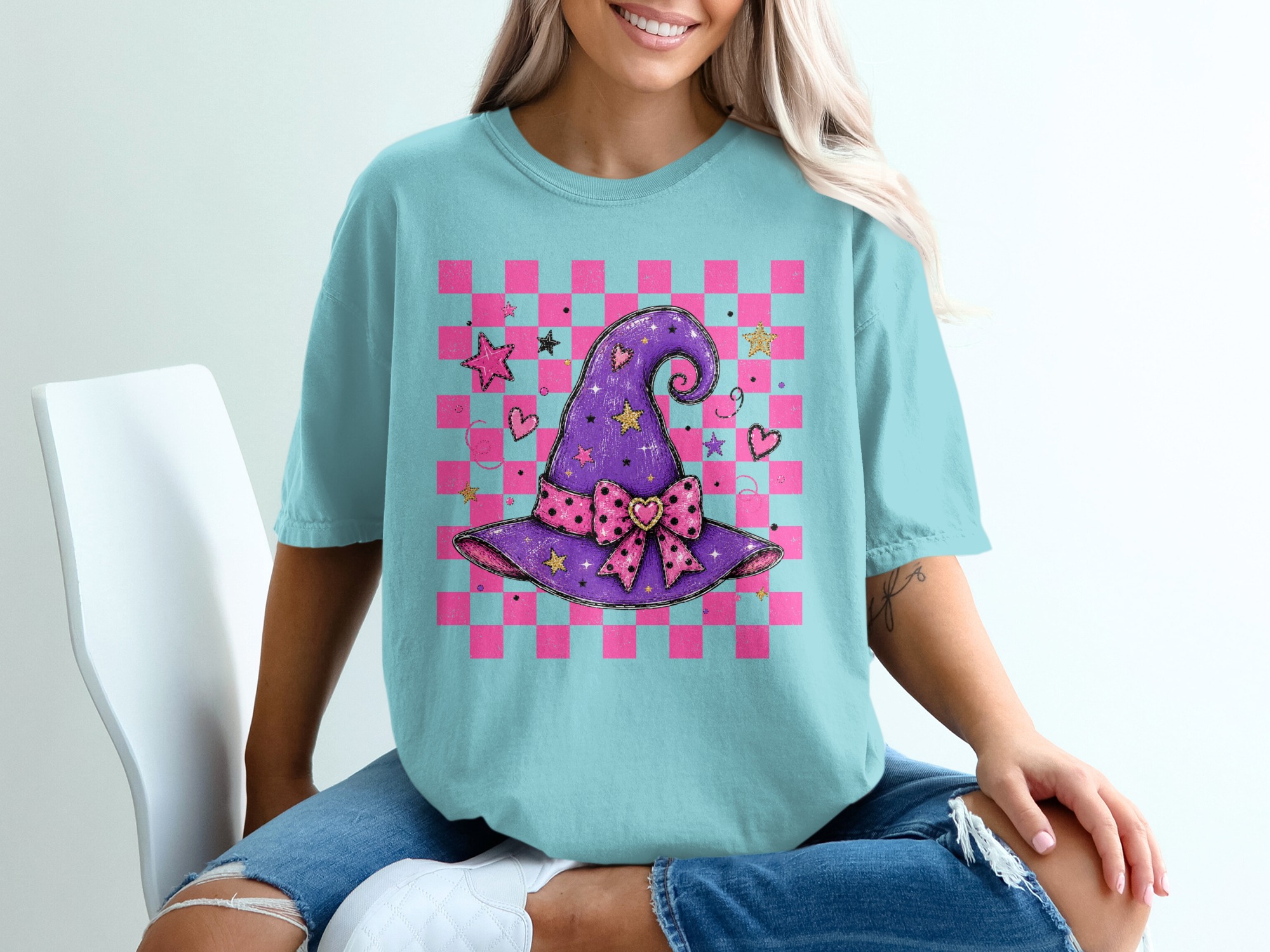Cute Witch Hat T-Shirt with Pink Checkerboard Background & Stars | Whimsical Halloween Aesthetic Tee - Image 4