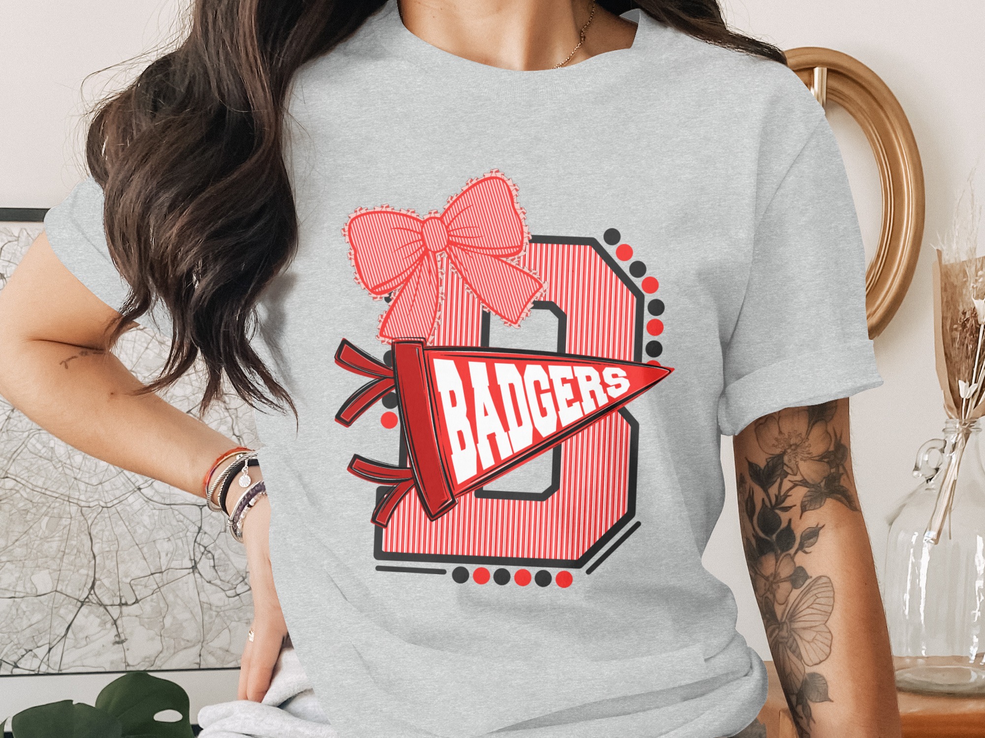 Custom Initial T-Shirt with Bow, Personalized Varsity Style Pennant Design, School Spirit College Team Mascot Letter Tee - Image 2