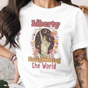 Statue of Liberty T-Shirt, Retro Freedom Shirt, Vintage Patriotic Tee, 70s Hippie Aesthetic, Enlightening the World Graphic Top, Boho
