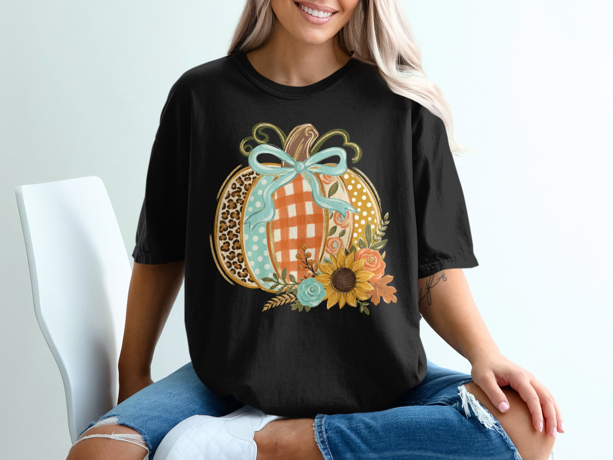 Comfort Colors ® Fall Pumpkin T-Shirt, Rustic Cheetah Gingham Sunflower Design, Cozy Autumn Women's Thanksgiving Tee, Cute Harvest Vibes Top - Image 4