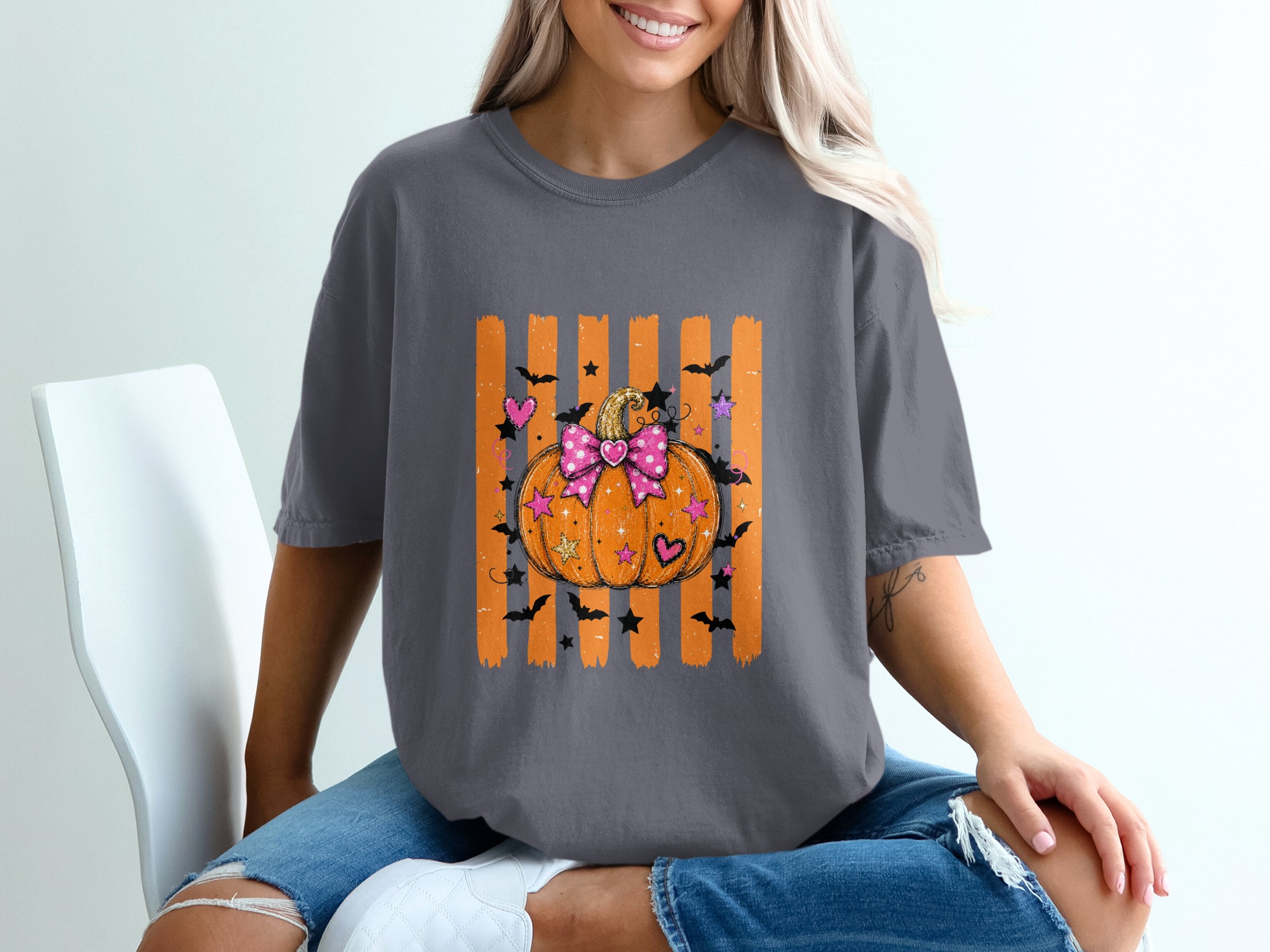Cute Spooky Pumpkin T-Shirt, Halloween Vibes Tee, Sweet Fall Aesthetic Shirt, Pink Bow Pumpkin & Bats Top - Image 5