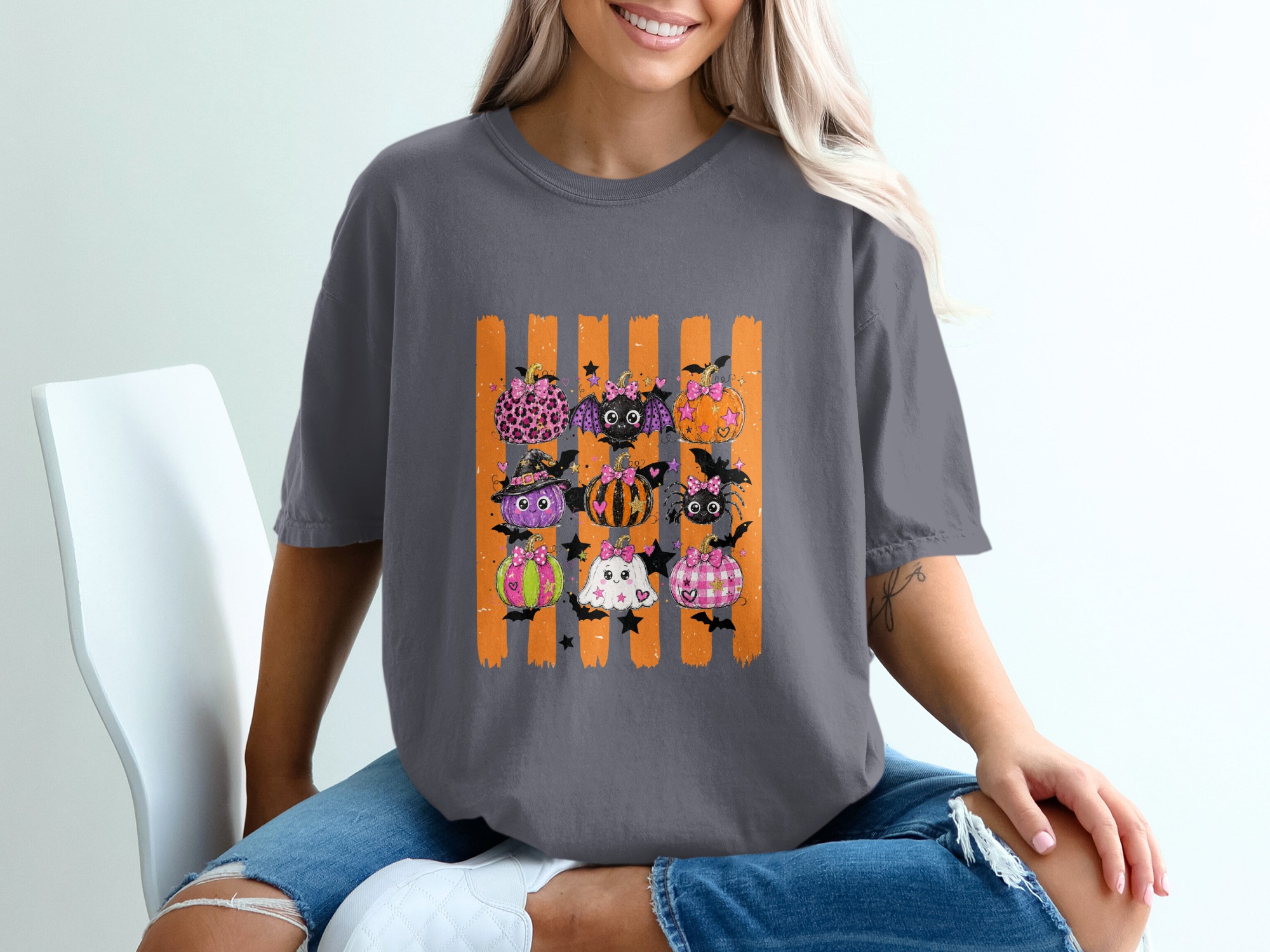 Cute Halloween Pumpkin Shirt, Spooky Season Graphic Tee for Women, Adorable Fall Pumpkin Patch Tee, Witchy Vibes Top - Image 5