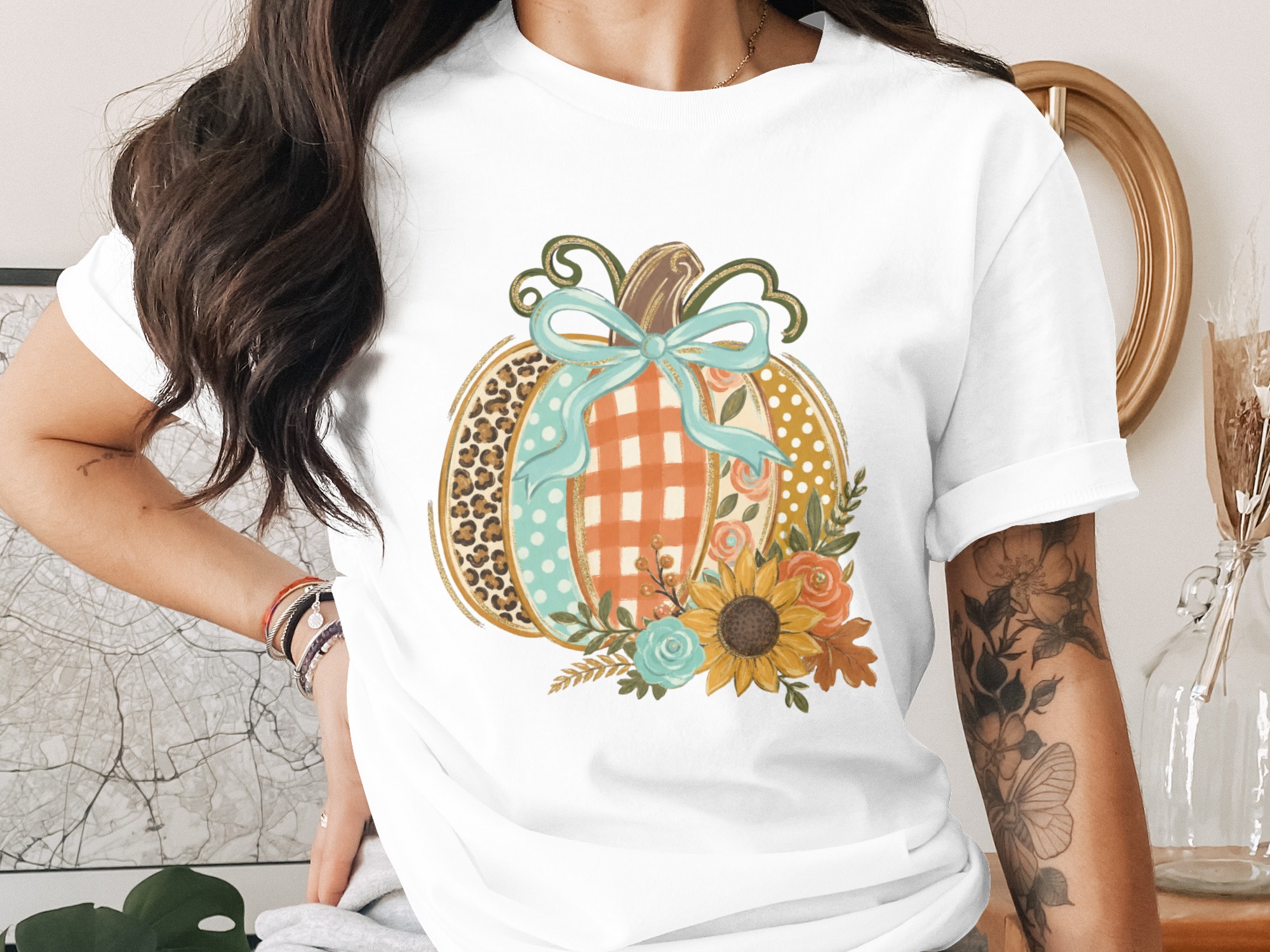 Comfort Colors ® Fall Pumpkin T-Shirt, Rustic Cheetah Gingham Sunflower Design, Cozy Autumn Women's Thanksgiving Tee, Cute Harvest Vibes Top