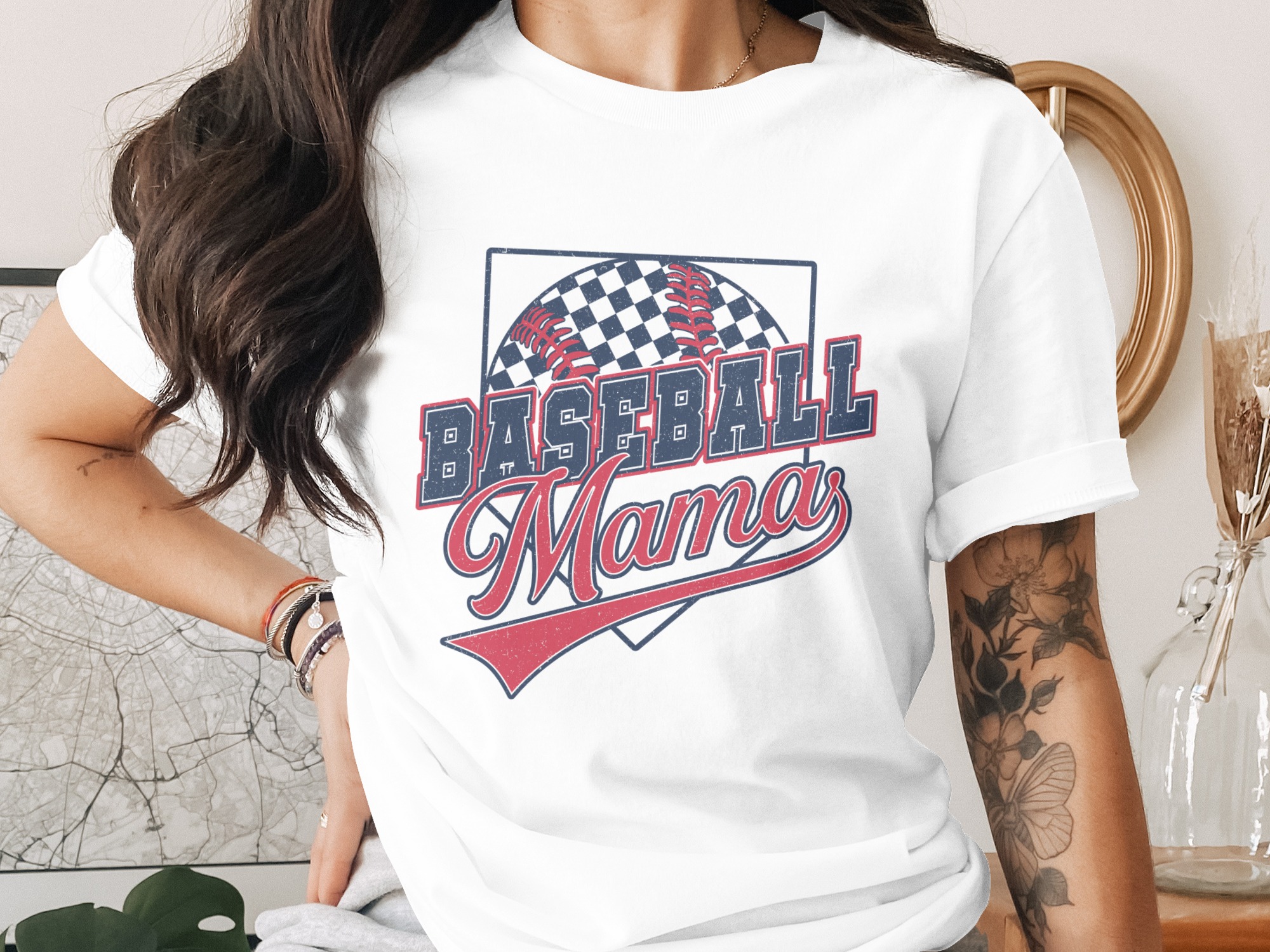 Baseball Mama T-Shirt, Comfort Colors ® Distressed Retro Sports Mom Tee, Game Day Apparel for Her, Softball Season Gift, Little League Fan