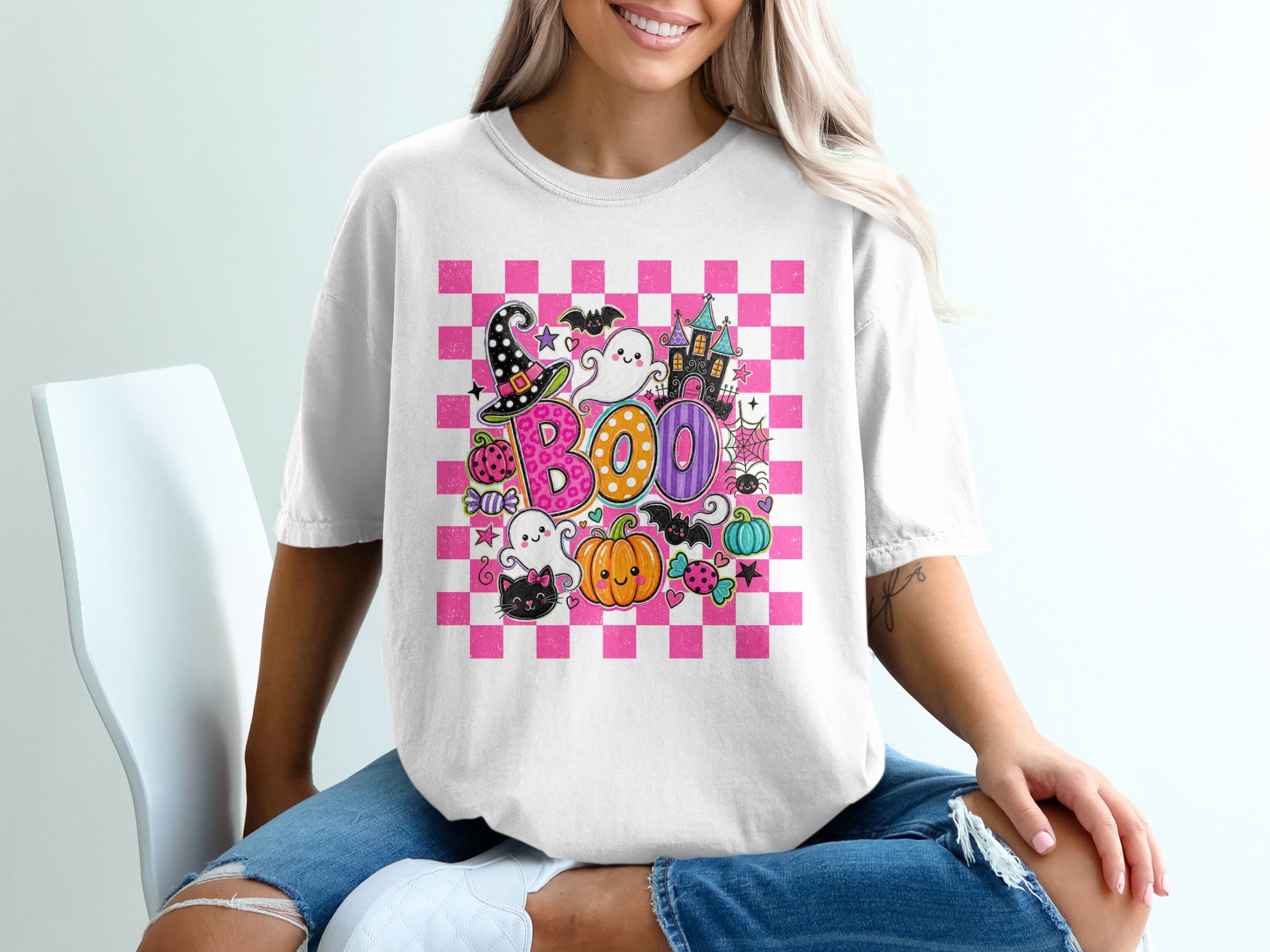 Cute Spooky Season Boo Shirt, Retro Halloween Graphic Tee, Pink Checkered Ghost Pumpkin Bat T-Shirt for Women - Image 5
