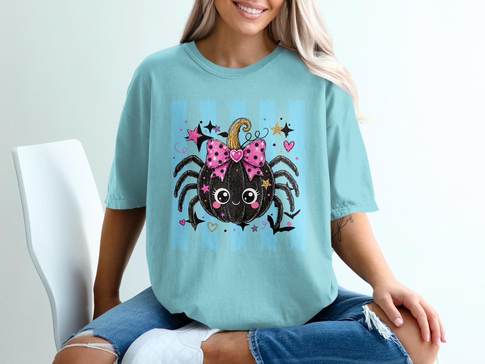 Cute Spooky Spider Pumpkin T-Shirt for Halloween Lover, Adorable Fall Autumn Tee Shirt with Faux Gold Glitter - Image 8