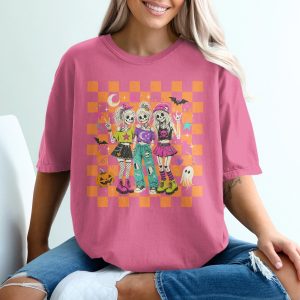 Spooky Season Shirt Y2K Skeleton Girls T-Shirt | Ghoul Gang Besties Halloween Tee | Cute Alternative Fashion Gift