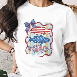 Patriotic Bass Fishing T-Shirt, Comfort Colors ® American Flag Fish Tee, 4th of July Outfit, Summer Lake Shirt, Fishing Gift for Him Her